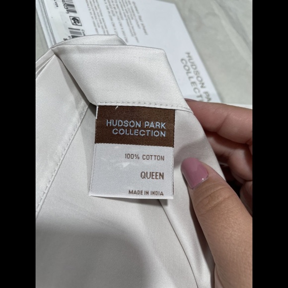 NIB [‎ Queen ] 600TC Cotton Flat Sheet for Hudson Park in Silver - Picture 7 of 11